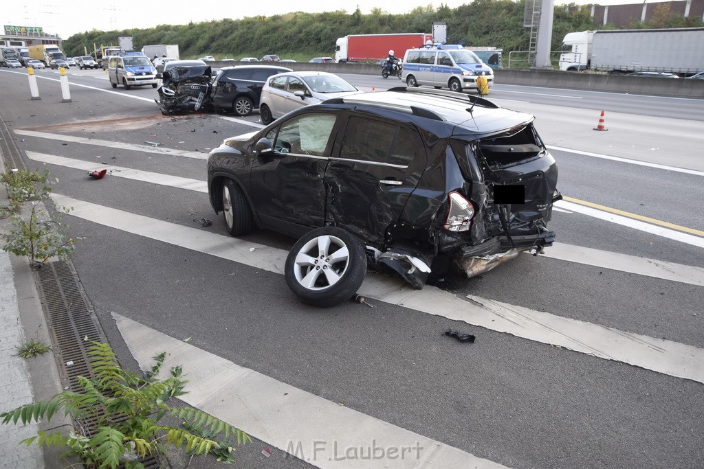 VU mehrere PKW A 3 Rich Oberhausen Hoehe AK Koeln Ost P166.JPG - Miklos Laubert